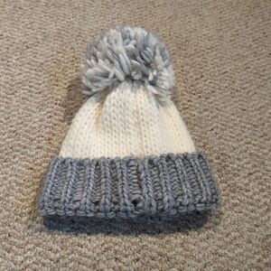 Gelso Bianco Winter Hat Beige Gray Wool Alpaca Blend Pom Pom Winter Snow